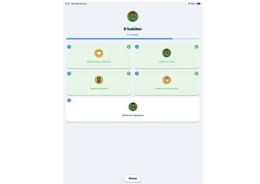 “Getting dressed” mission in progress, five illustrated steps, four already validated in green